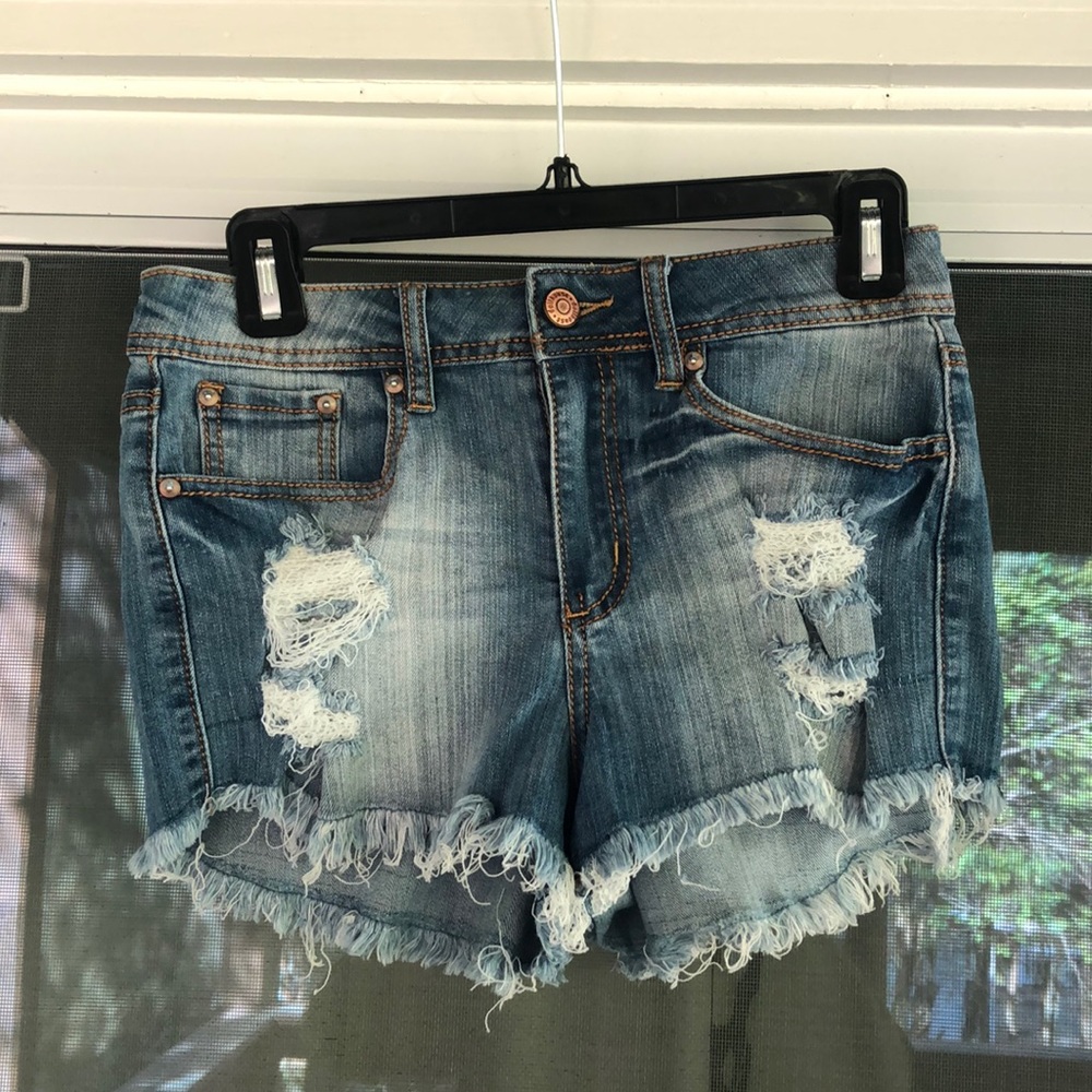 Dollhouse ripped jean shorts